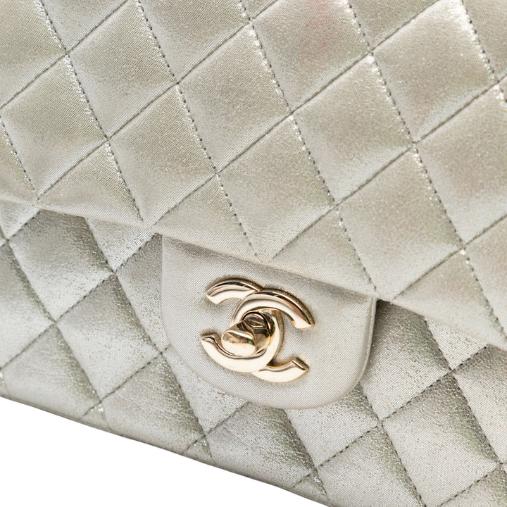 Chanel Medium Classic Iridescent Cuir d’agneau Double rabat Doré