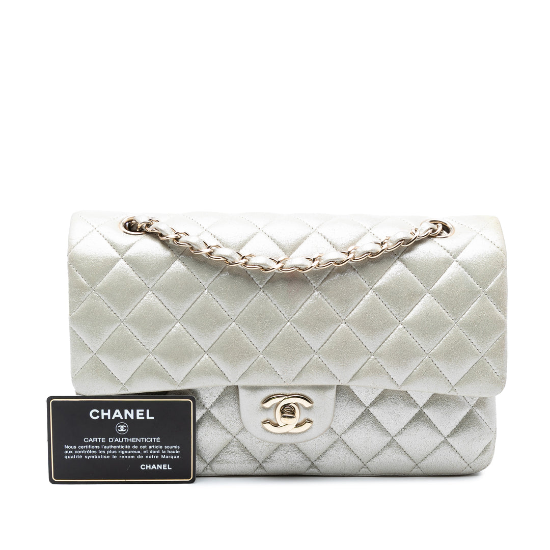 Chanel Medium Classic Iridescent Cuir d’agneau Double rabat Doré