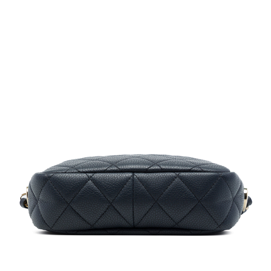 Chanel Matelassé Coco Pompon Camera Étui Mini Cuir caviar Noir – vue 3 – GABY PARIS