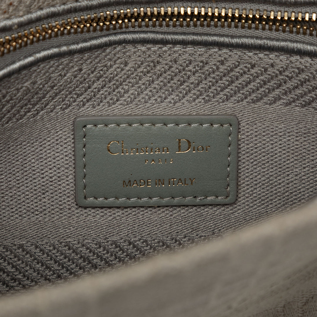 Dior Lady D-Lite Cannage brodé Moyen Gris – vue 5 – GABY PARIS