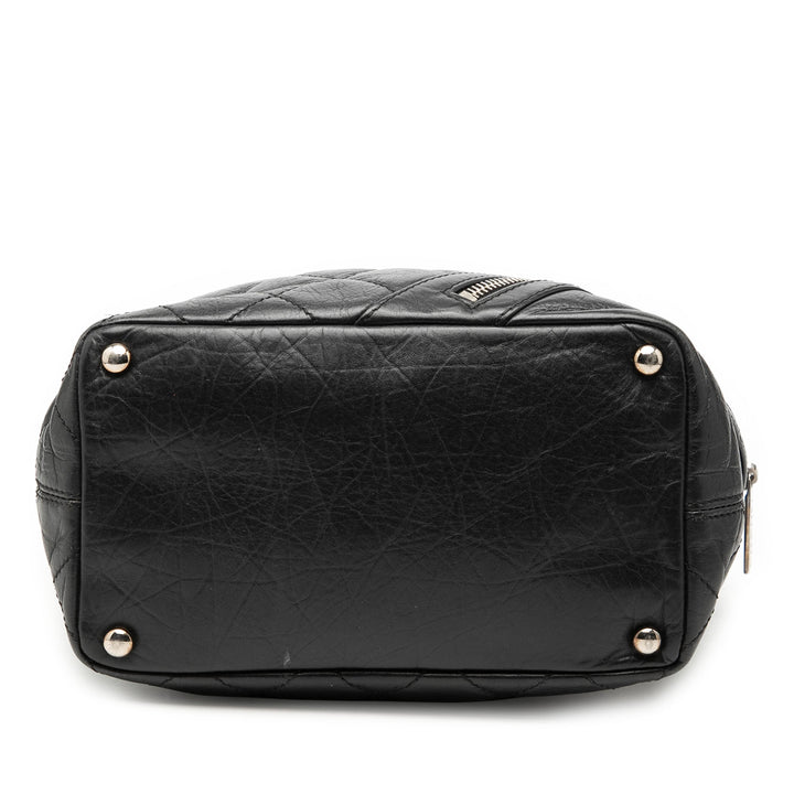 Chanel Small Matelassé vieilli Cuir de veau Cotton Club Cabas