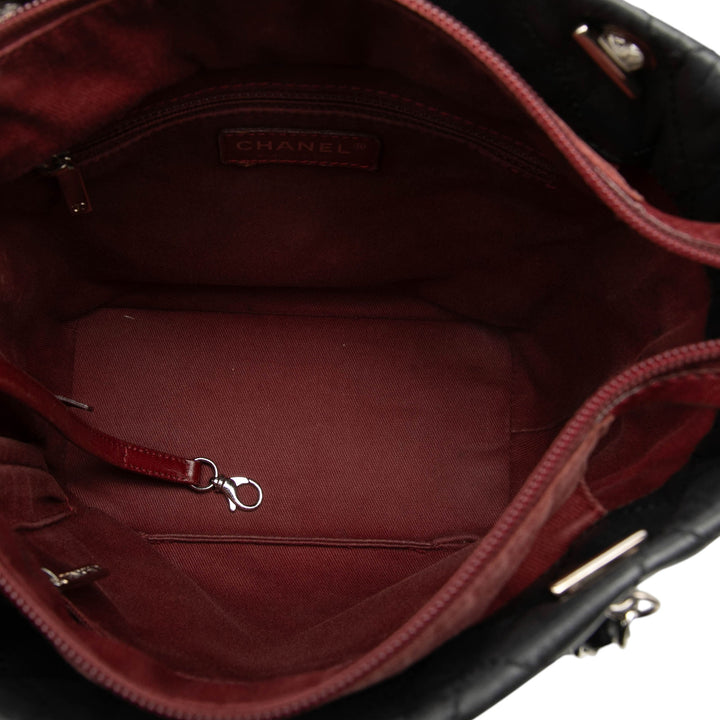 Chanel Small Matelassé vieilli Cuir de veau Cotton Club Cabas