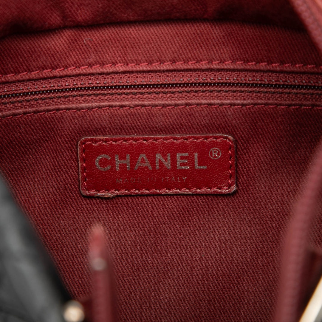 Chanel Small Matelassé vieilli Cuir de veau Cotton Club Cabas