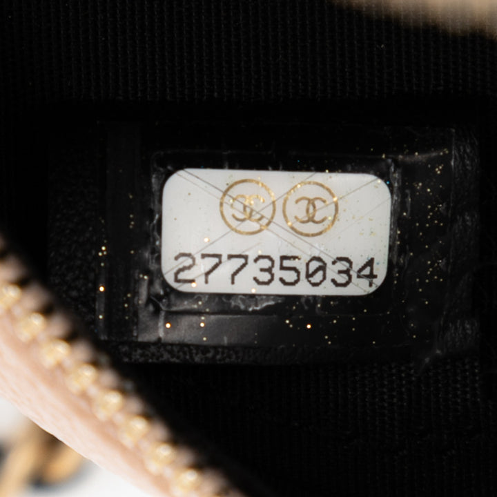 Chanel Caviar CC Filigree Round Sac porté croisé Marron