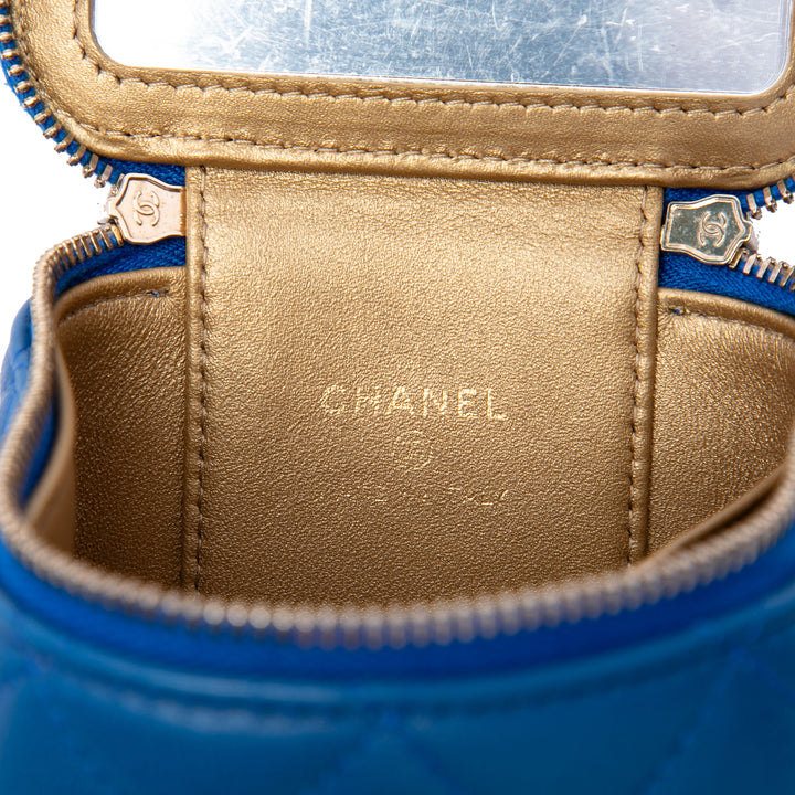 Chanel Mini Matelassé Cuir d’agneau Perle Crush Vanity avec chaîne