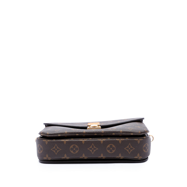 Louis Vuitton Pochette Métis Monogram Marron – vue 3 – GABY PARIS