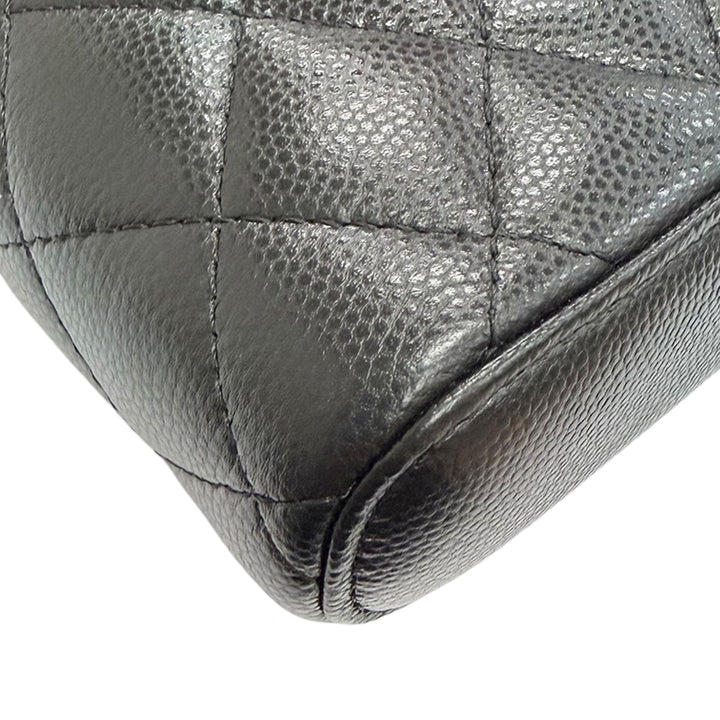 CC Matelassé Étui téléphone avec chaîne Cuir caviar Noir