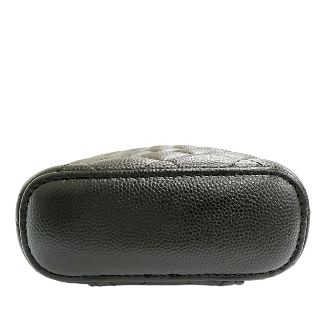 CC Matelassé Étui téléphone avec chaîne Cuir caviar Noir
