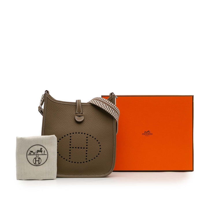 Hermès Clemence Evelyne Zigzag SangleTPM 16 Marron – GABY PARIS Authentique