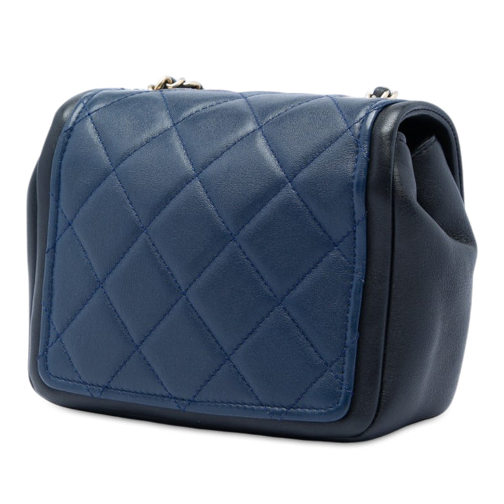 Chanel Mini Square Cuir de veau Graphic à rabat