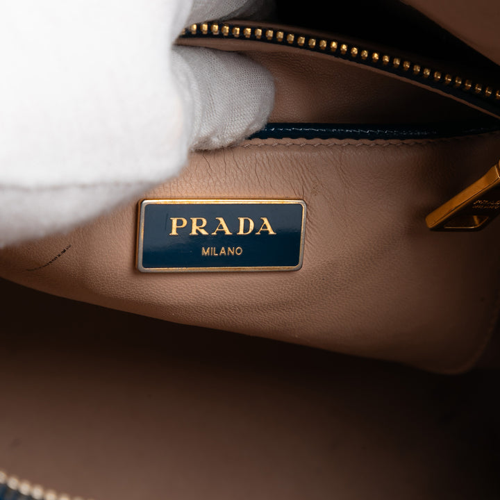 Prada Medium Saffiano Vernice Promenade Sac