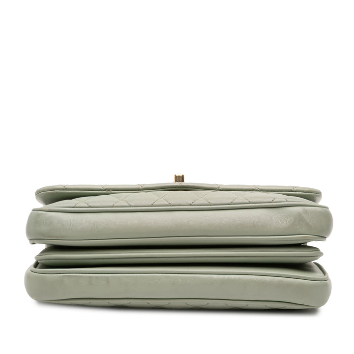 Chanel Small Quilted Cuir d’agneau Citizen Chic Flap Vert