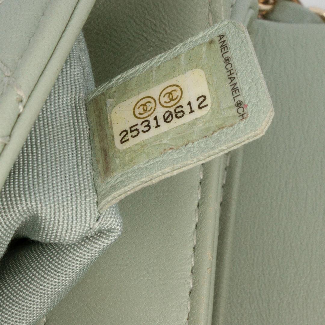 Chanel Small Quilted Cuir d’agneau Citizen Chic Flap Vert