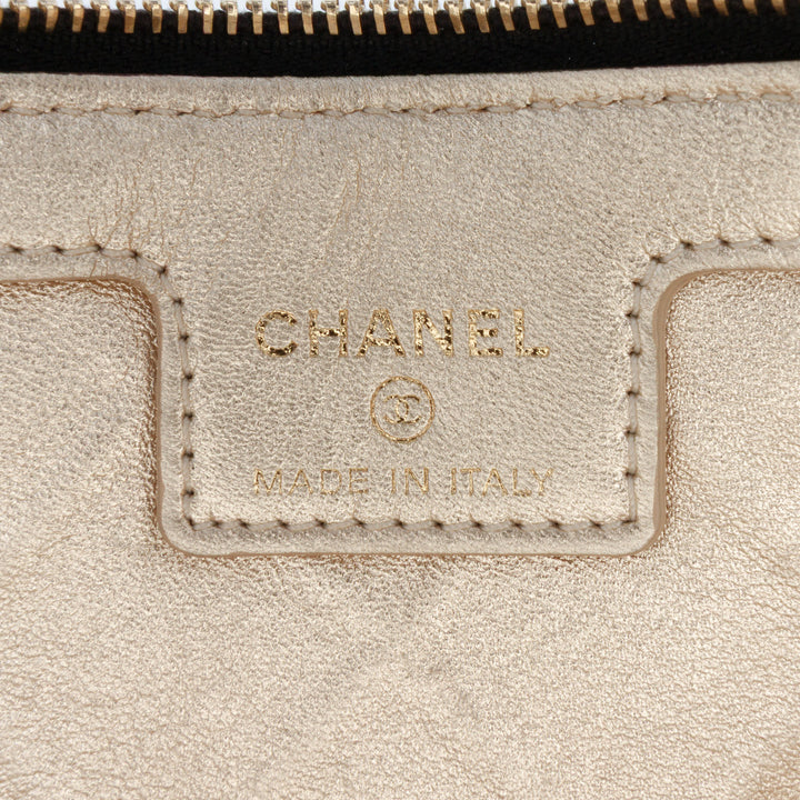 Chanel CC Stitched Cuir d’agneau Pochette Noir