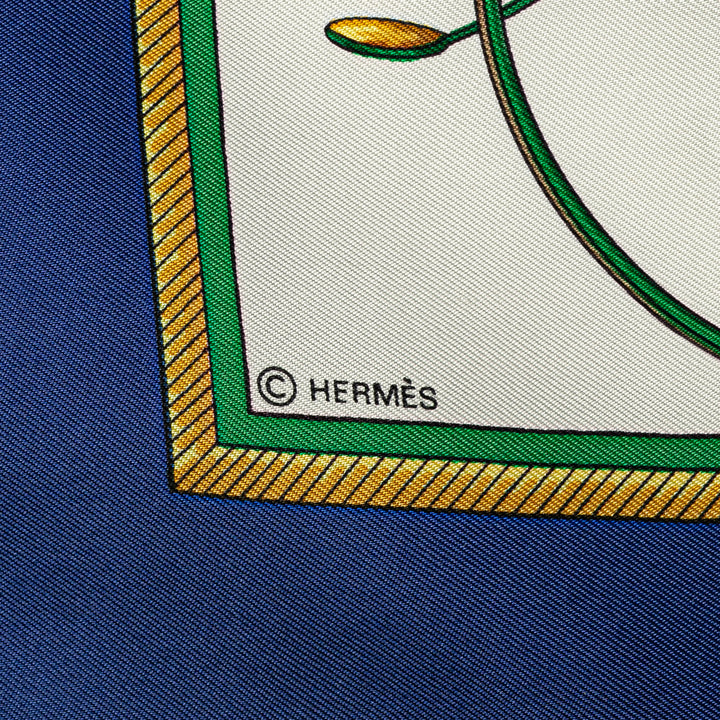 Hermès Les Voitures A Transformation Soie Foulard Blanc – GABY PARIS Authentique