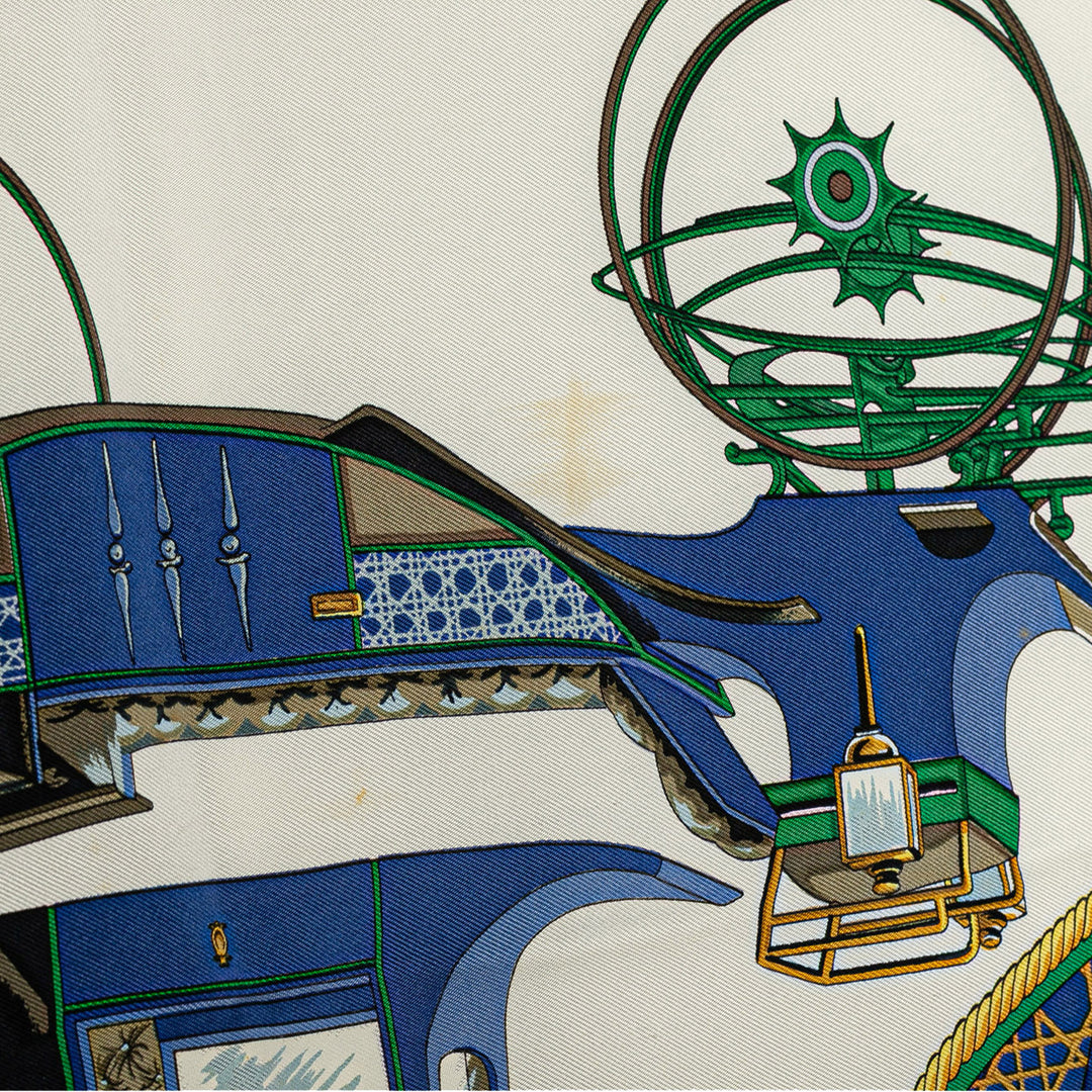 Hermès Les Voitures A Transformation Soie Foulard Blanc – GABY PARIS Authentique