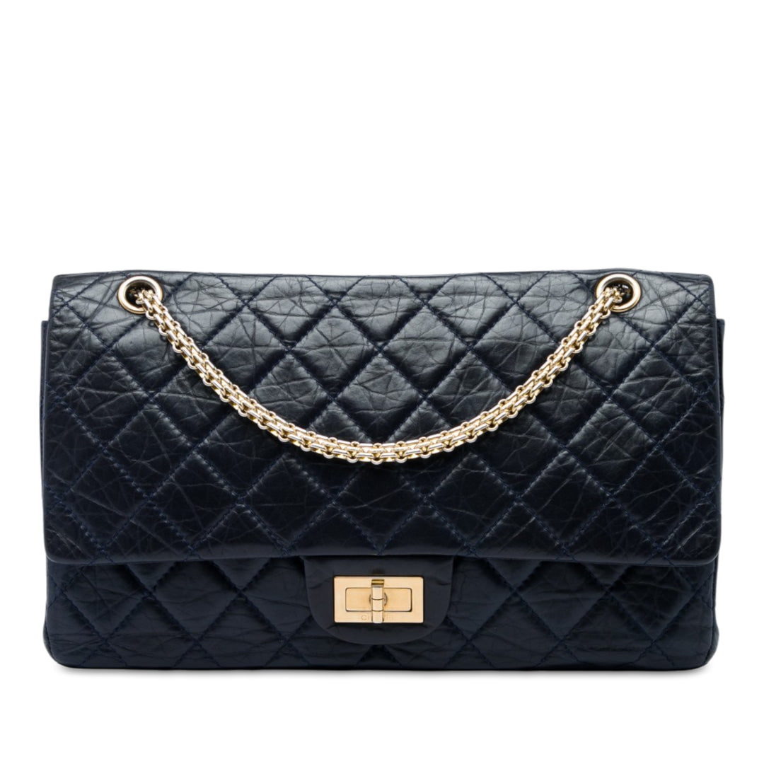 Chanel Sac porté épaule Matelassé vieilli Reissue 2.55 Double rabat 227 Cuir de veau Bleu – vue principale – GABY PARIS