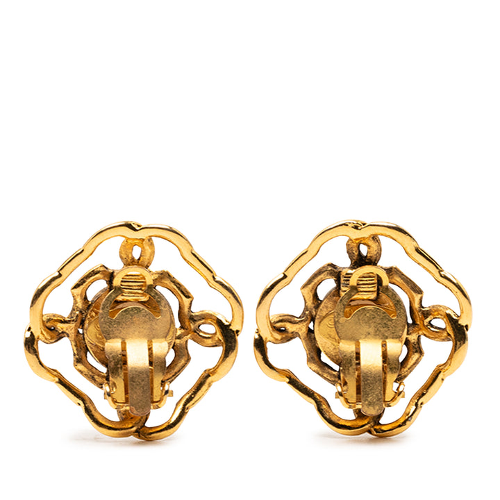 Chanel plaqué Perles fantaisie Clip On Boucles d’oreilles