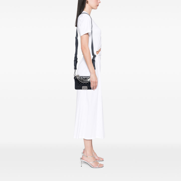Chanel Paris Bombay Small Matelassé Cuir verni Medallion Embellished Boy à rabat