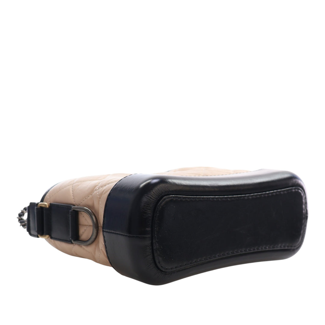 Bicolore Matelassé vieilli Gabrielle Hobo Petit Cuir de veau Noir