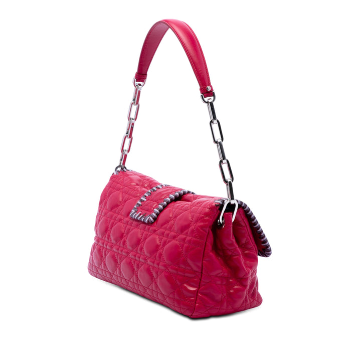 Dior Cuir d’agneau Cannage New Lock Whipstitch Chain à rabat