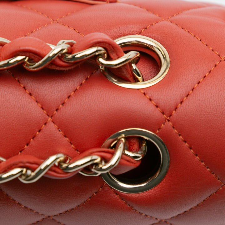Chanel Medium Classic Cuir d’agneau Double rabat Rouge