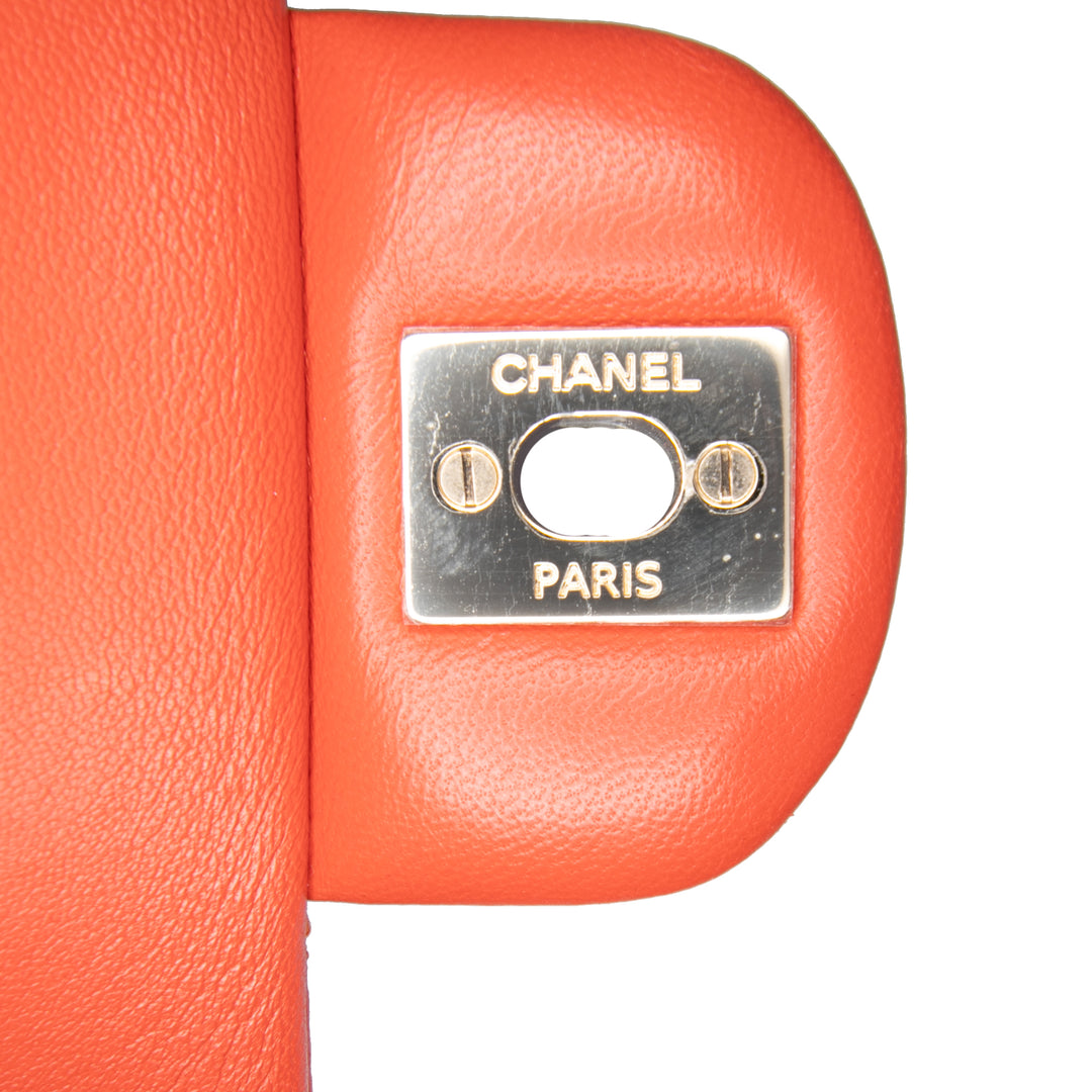 Chanel Medium Classic Cuir d’agneau Double rabat Rouge