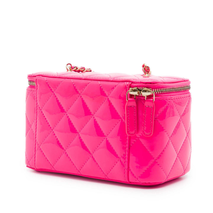 Chanel Small Matelassé Cuir verni Perle Crush Vanity avec chaîne