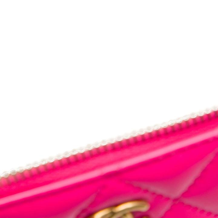Chanel Small Matelassé Cuir verni Perle Crush Vanity avec chaîne