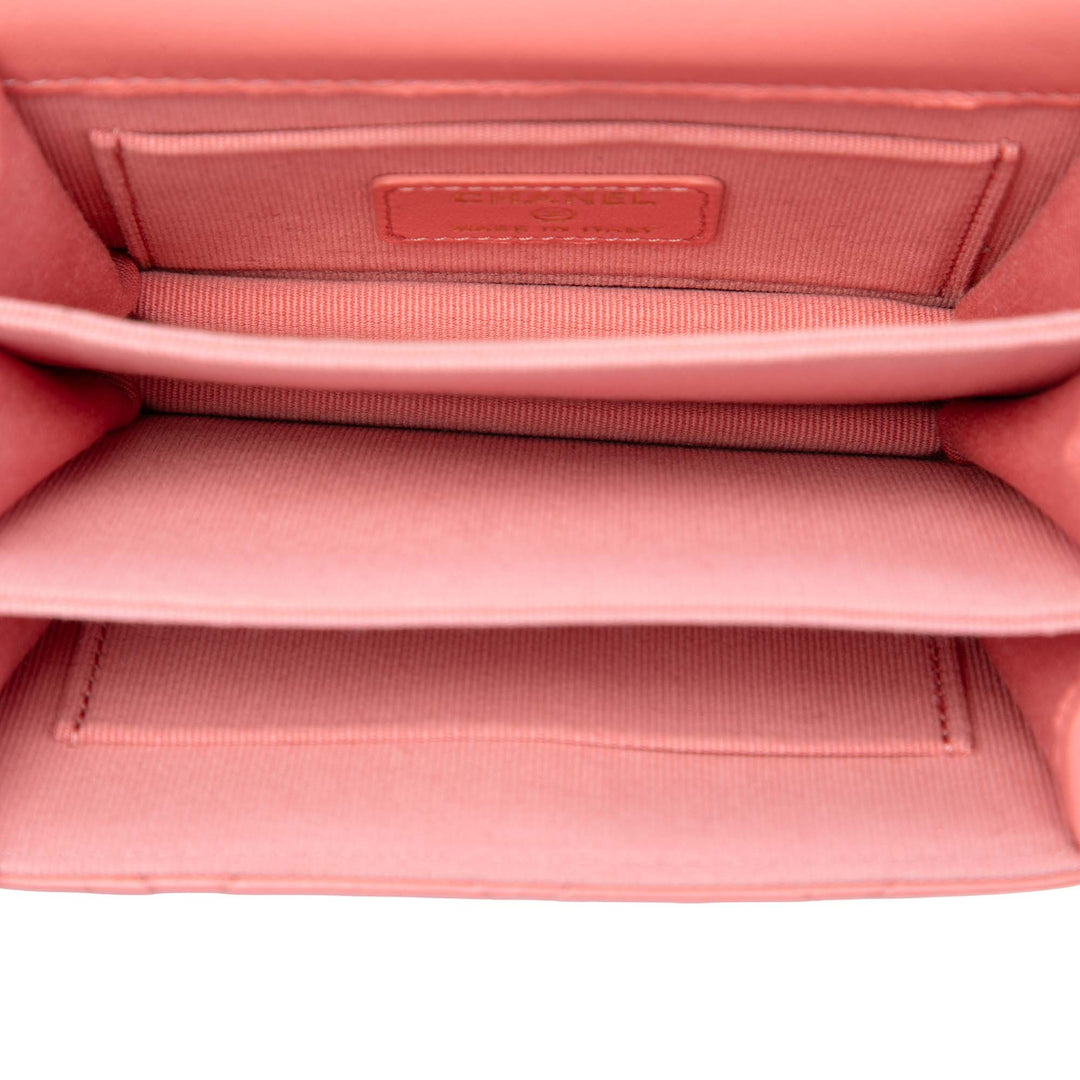 Chanel Mini Cuir d'agneau Paris Le19M Charming anse supérieure à rabat