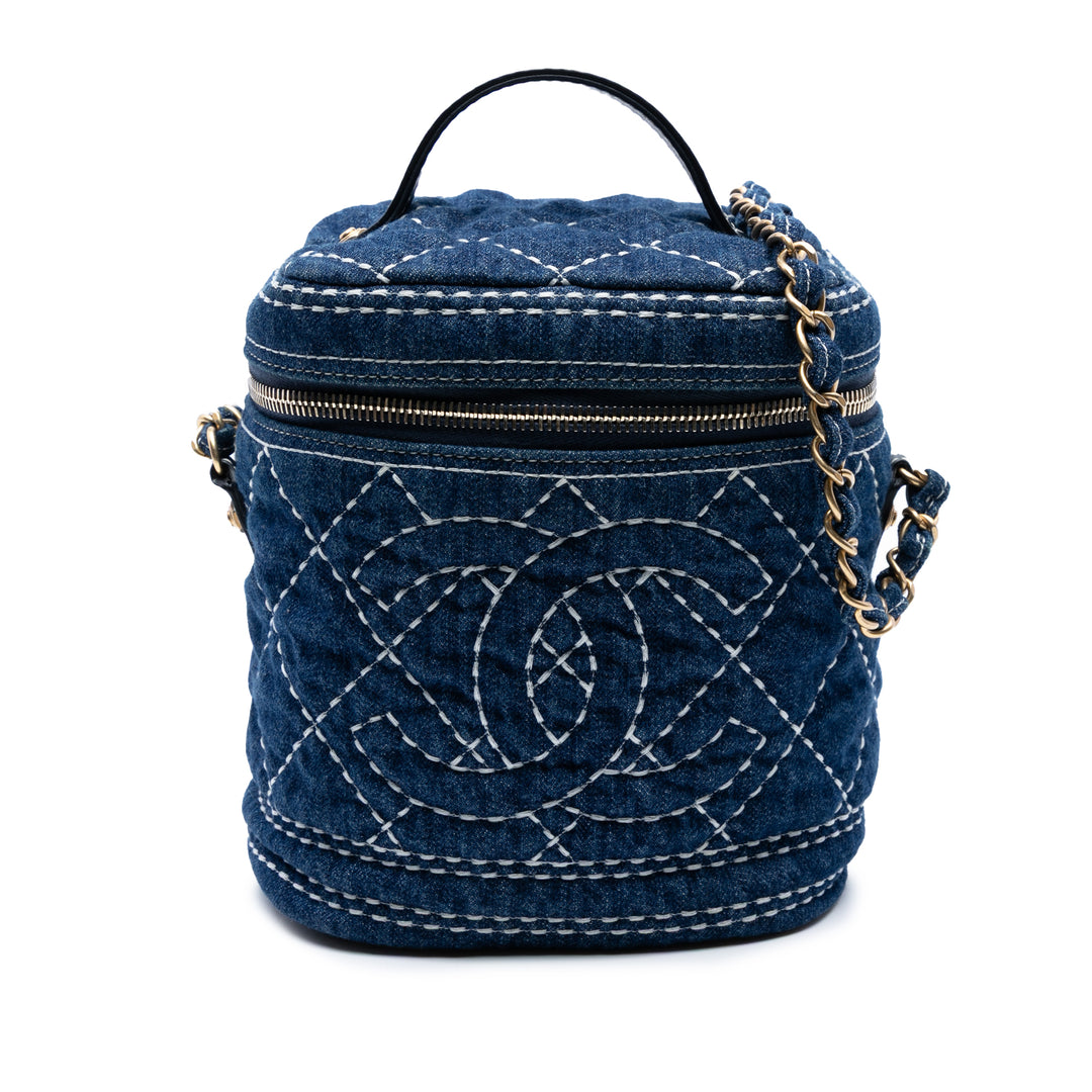 Chanel CC Quilted Jean Trip Vanity Étui with Chain Bleu – GABY PARIS Authentique