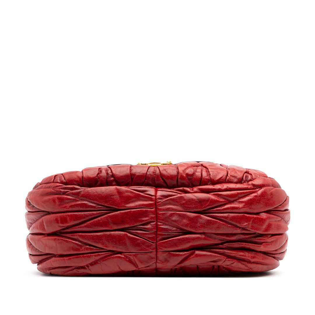 Miu Miu Matelasse Nappa Coffer Sac cartable Rouge