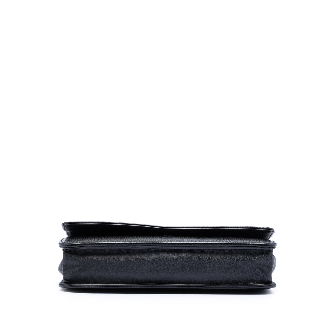 Chanel CC Caviar Wallet on Chain