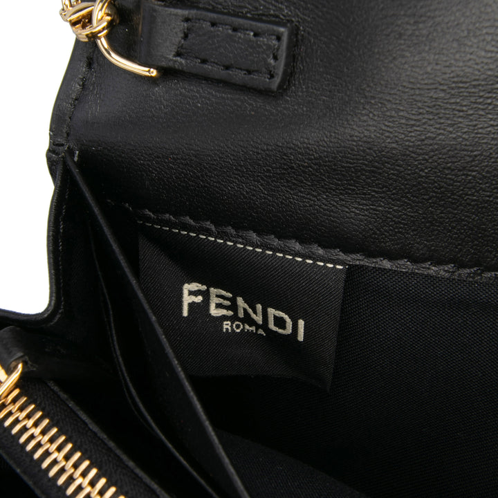 Fendi Zucca Embossed Leather Baguette Portefeuille On Chain Noir – GABY PARIS Authentique