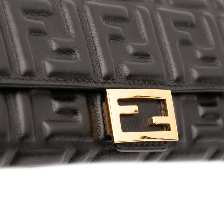 Fendi Zucca Embossed Leather Baguette Portefeuille On Chain Noir – GABY PARIS Authentique