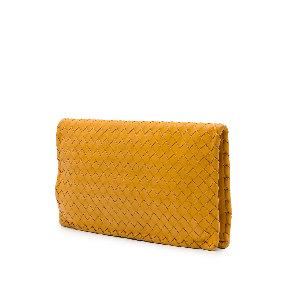 Bottega Veneta Pochette Intrecciato Turn Lock nappa Jaune – vue 2 – GABY PARIS