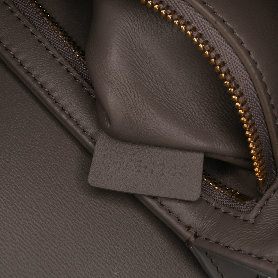 Celine Teen Shiny Cuir de veau Triomphe Sac porté croisé Marron – GABY PARIS Authentique