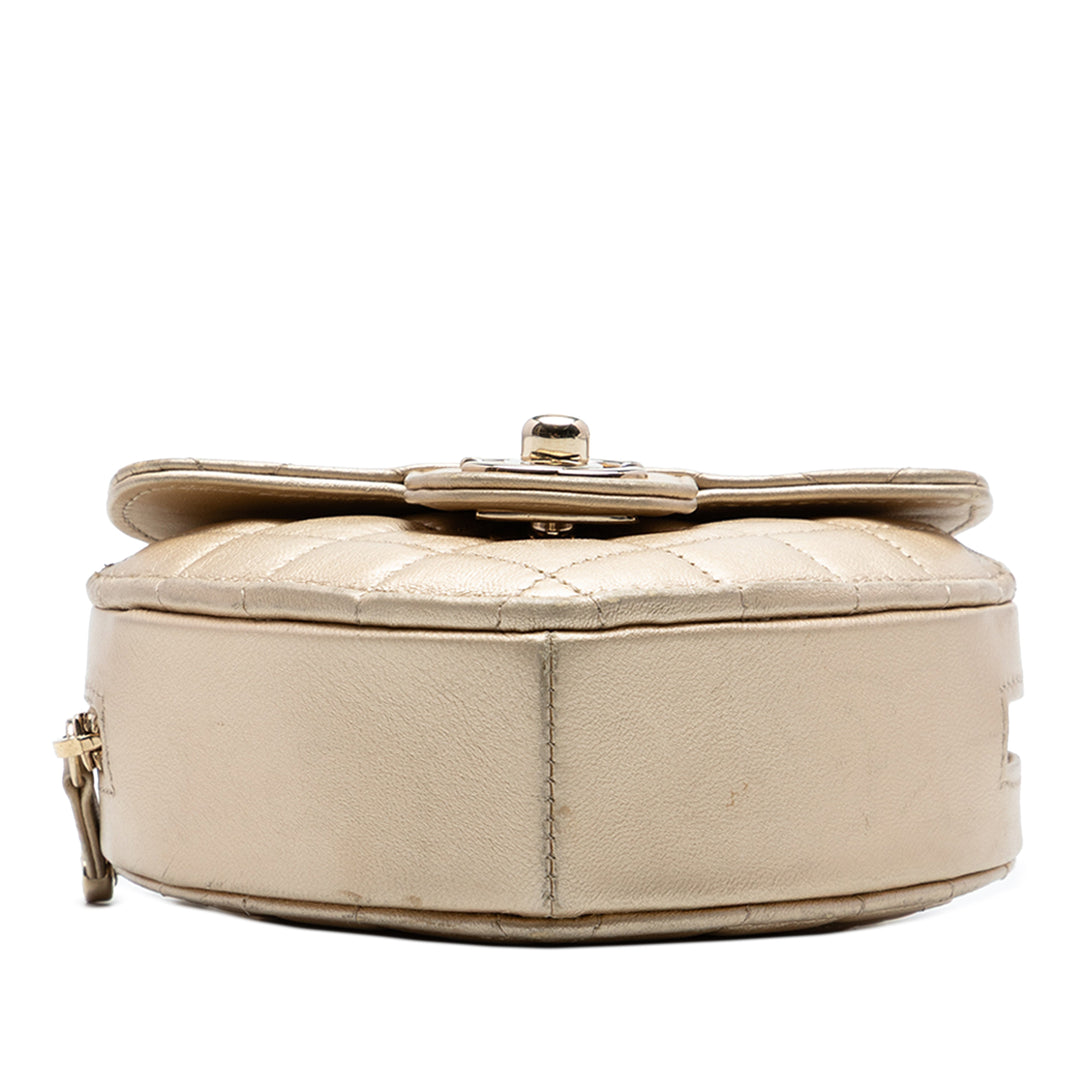 Chanel Mini Metallic Cuir d’agneau CC in Love Heart Sac porté croisé