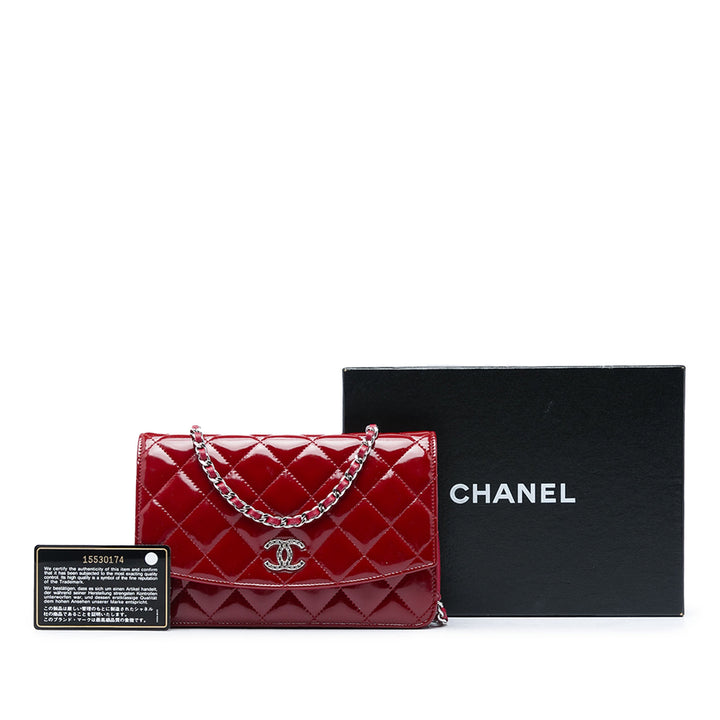Chanel Sac bandoulière CC Matelassé Brilliant Wallet on Chain Rouge – vue 7 – GABY PARIS