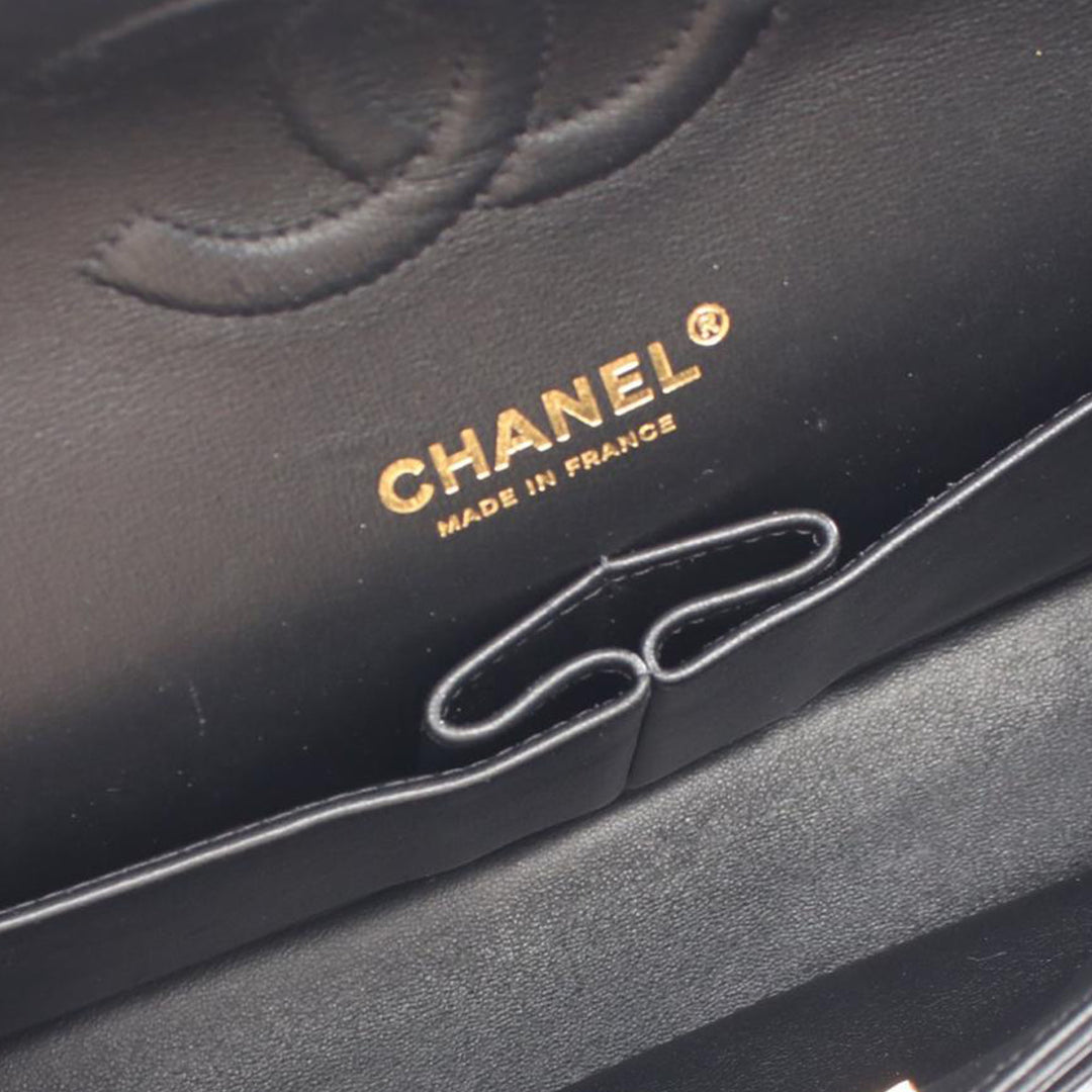 Chanel Medium Classic Cuir d’agneau Geometric Patchwork Double rabat