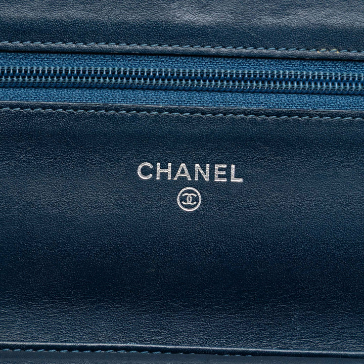 Chanel CC Caviar Wallet on Chain
