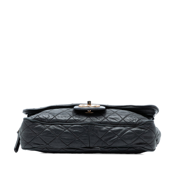 Chanel Small Matelassé Iridescent Cuir de veau Shiva à rabat