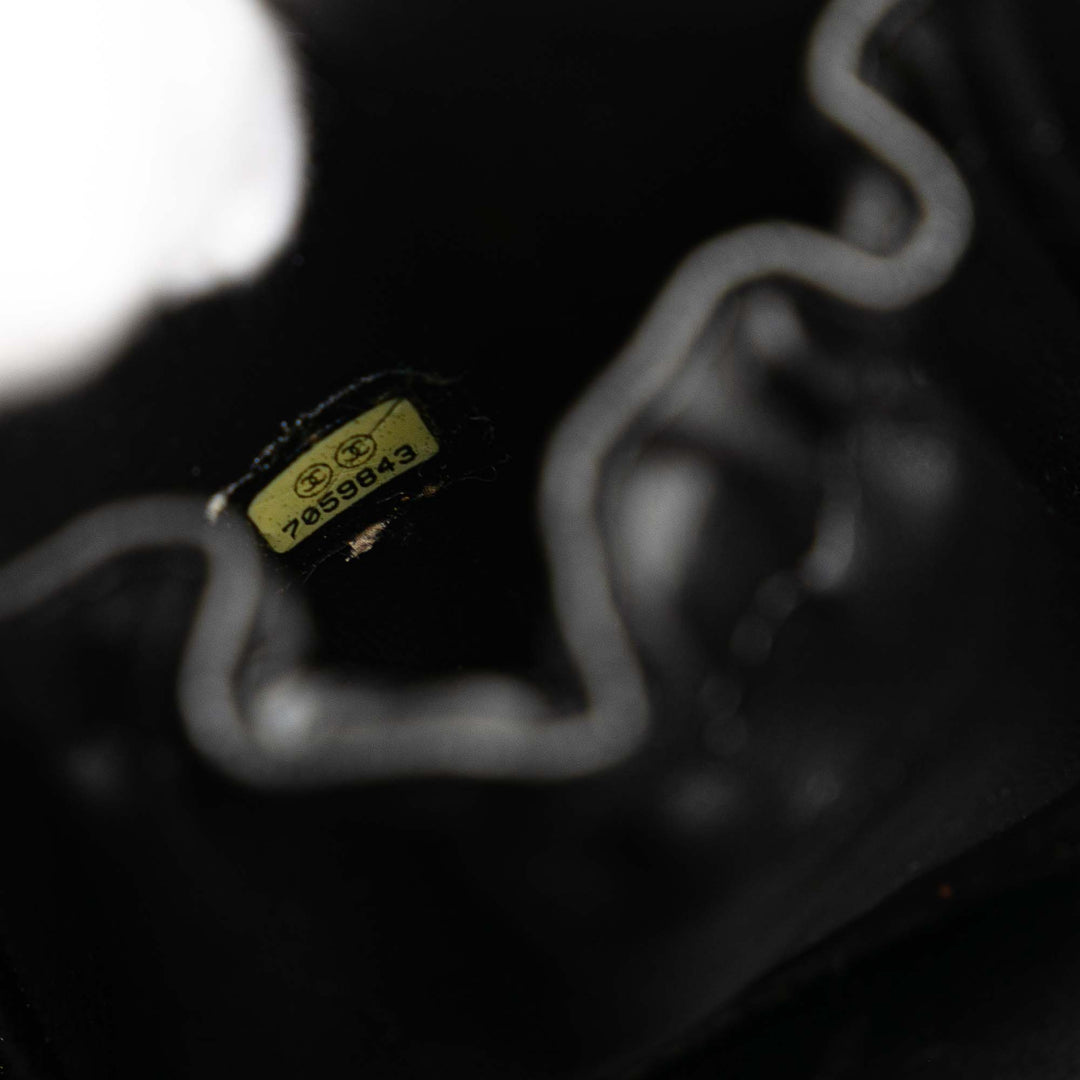 Chanel CC Caviar Vanity Bag Noir – GABY PARIS Authentique