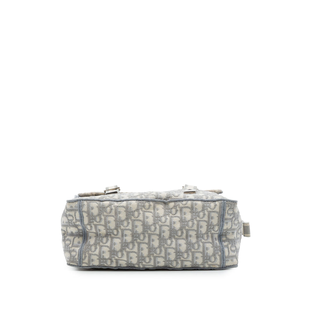 Dior Sac bandoulière Diorcamp Oblique Moyen Gris – vue 3 – GABY PARIS