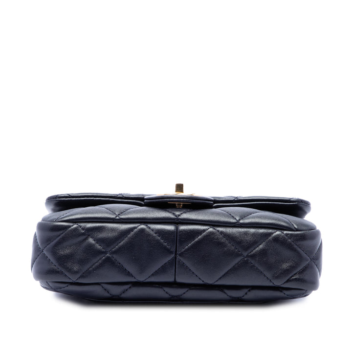 Chanel Matelassé Funky Town à rabat Petit Cuir d'agneau Bleu – vue 3 – GABY PARIS