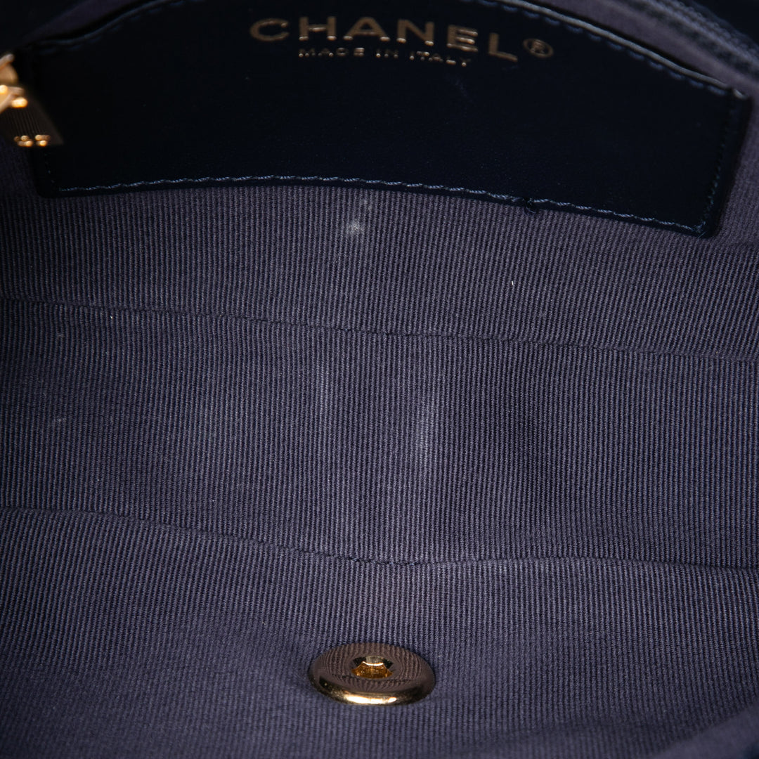Chanel Matelassé Funky Town à rabat Petit Cuir d'agneau Bleu – vue 4 – GABY PARIS