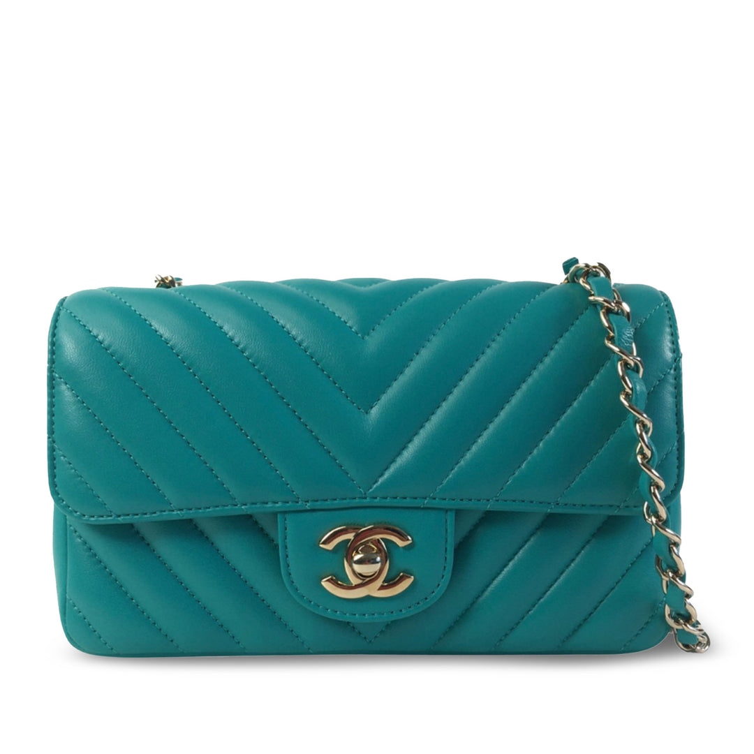 Mini Chevron Quilted Lambskin Rectangular Flap Green - Gaby Paris