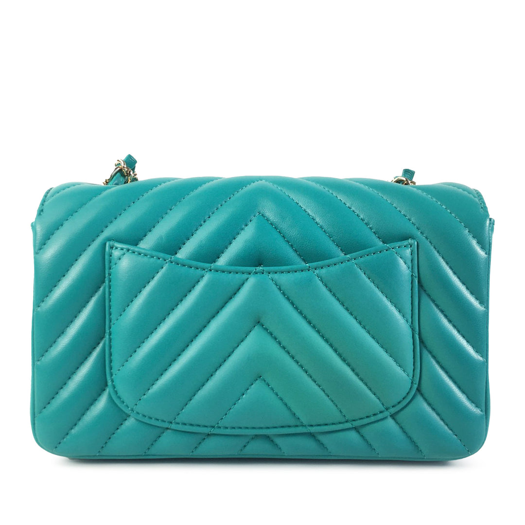 Mini Chevron Quilted Lambskin Rectangular Flap Green - Gaby Paris