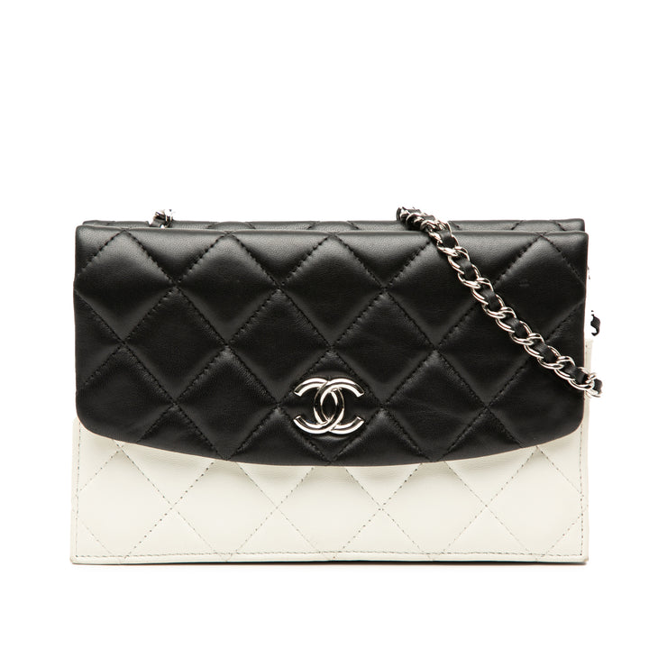 Chanel CC Bicolor Matelassé Cuir d’agneau Double Sided Wallet on Chain