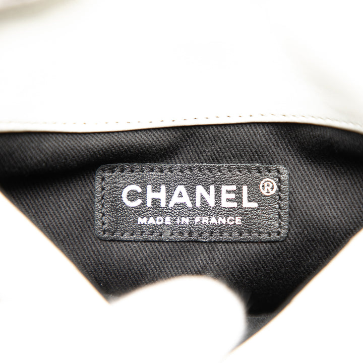 Chanel CC Bicolor Matelassé Cuir d’agneau Double Sided Wallet on Chain